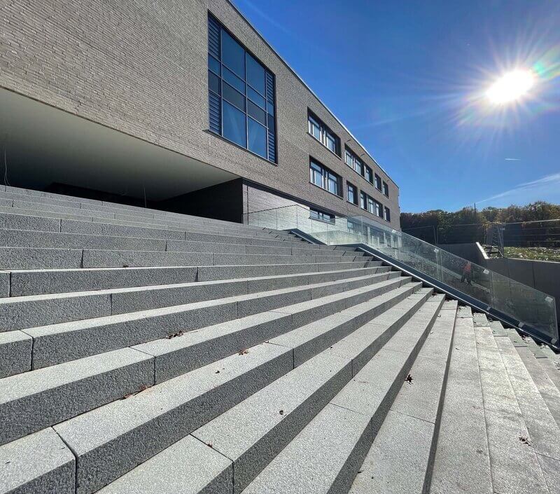 Granit Blockstufenanlage - aestivate Blockstufen aus Granit aestivate