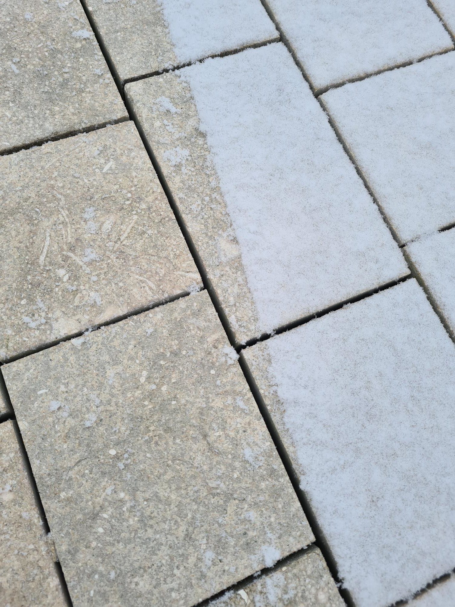 Terrassenplatten Kalkstein aestivate Oliva Terrassenplatten mit Schnee aestivate