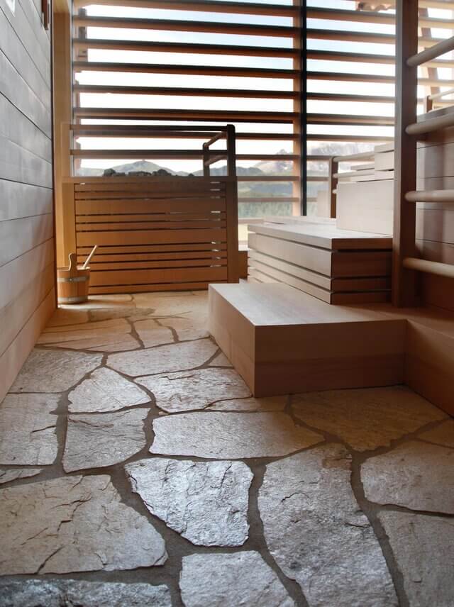 Sauna mit silberquarzit aestivate