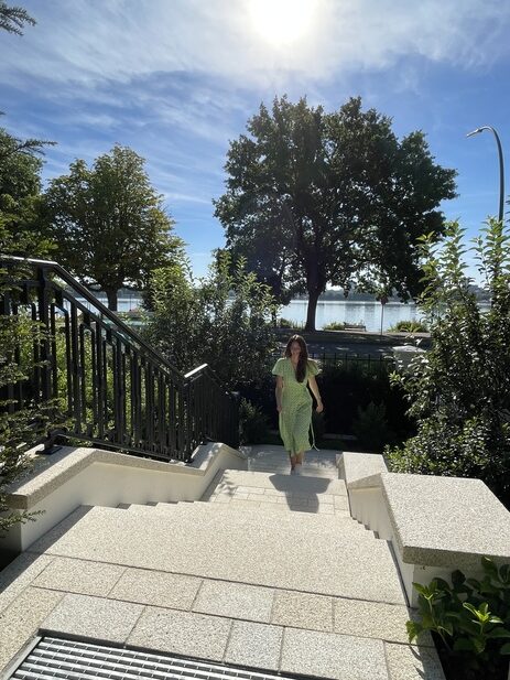 Treppenaufgang aus Brand Gelb Granit aestivate Treppenaufgang aestivate.de