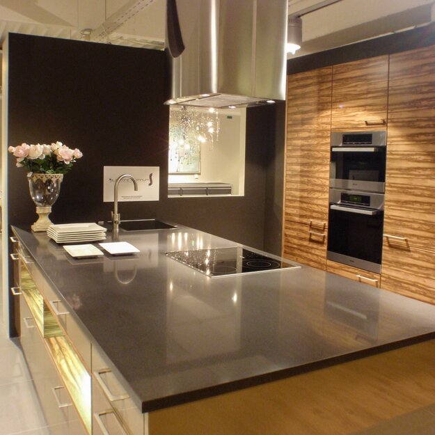 vielfalt_von_naturstein_arbeitsplatten